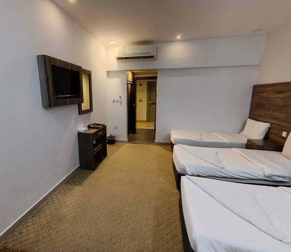 Triple Room | In-room safe