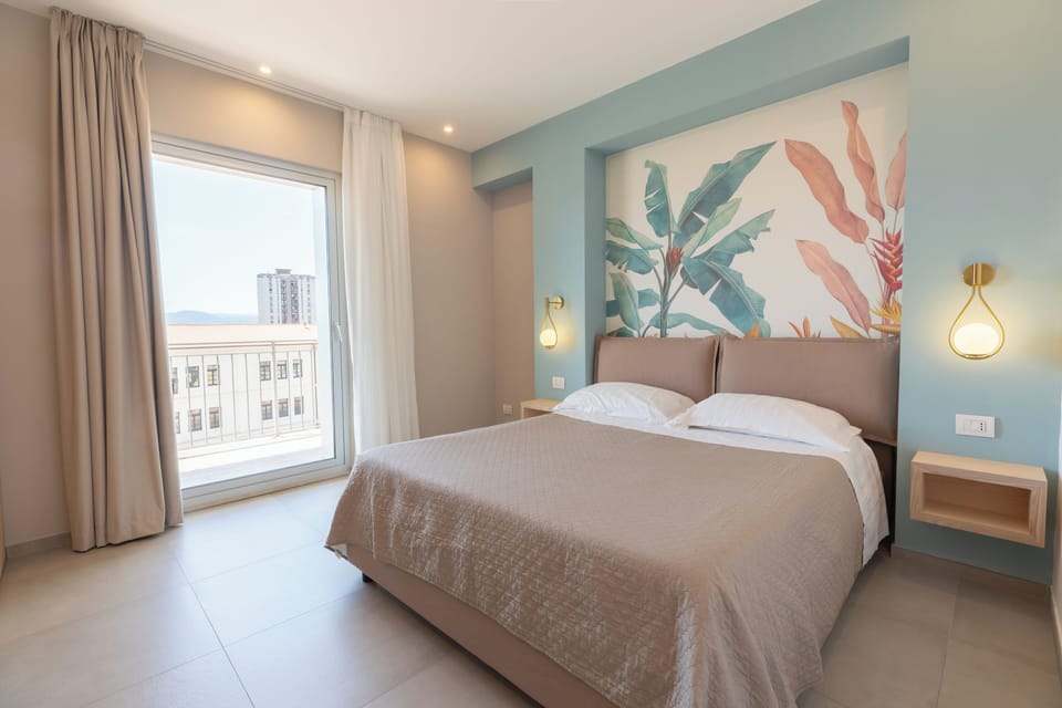 Comfort Room, Balcony, Sea View | Desk, laptop workspace, soundproofing, WiFi (free)