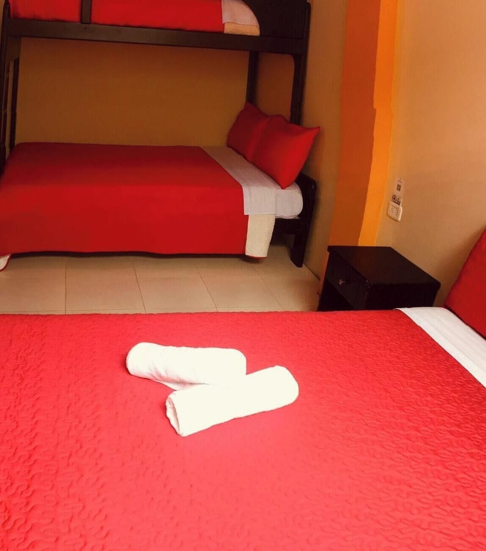 Basic Quadruple Room | WiFi (free)