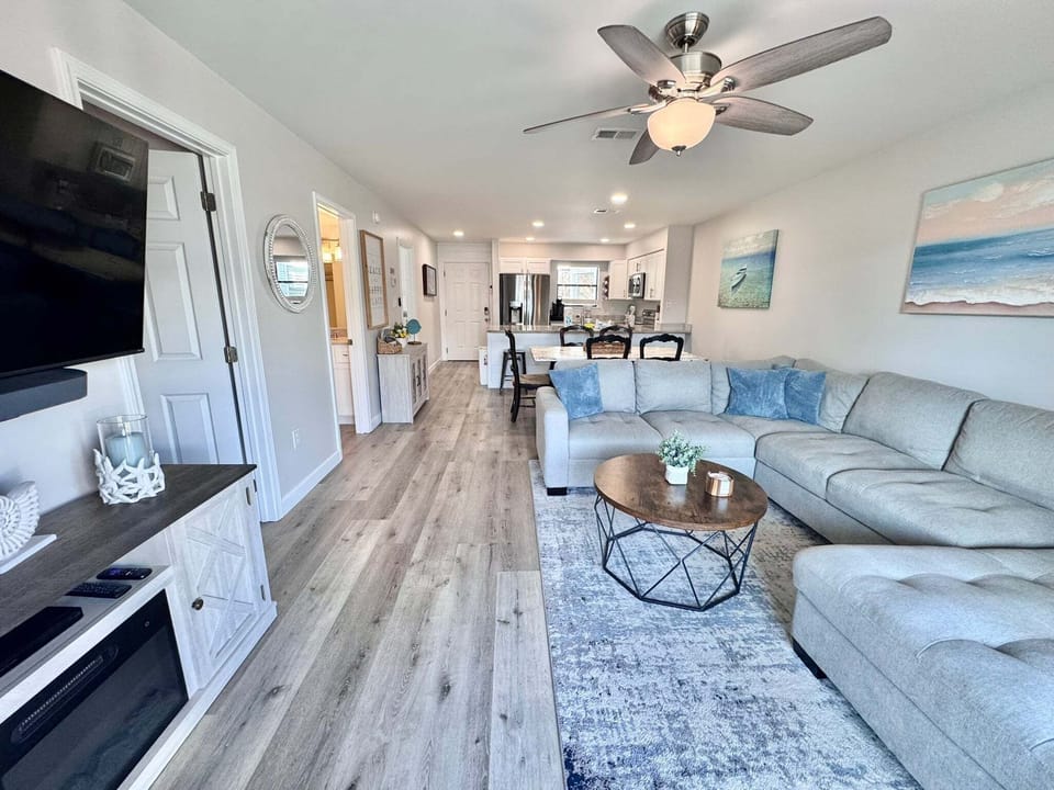 House, Multiple Beds, Garden View (Bayview 75) | Living area