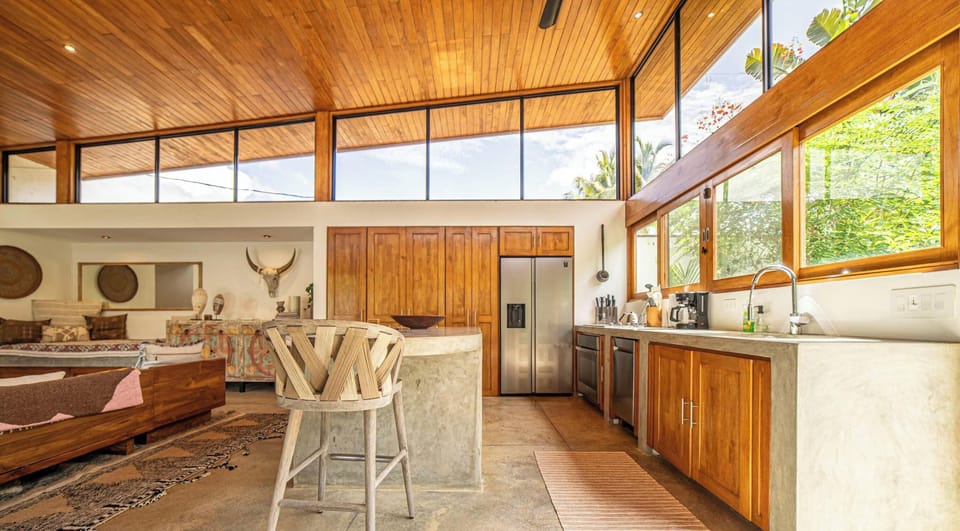 House | 3 bedrooms, high-speed internet