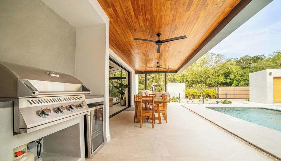 House | 4 bedrooms, high-speed internet
