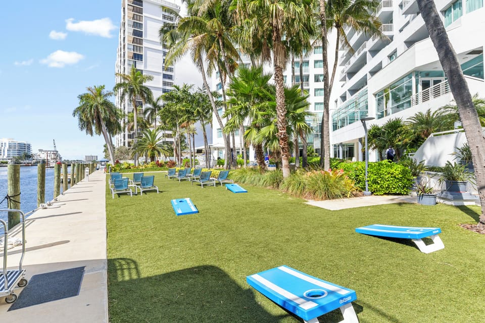 Condo, Balcony, Sea View | Property grounds