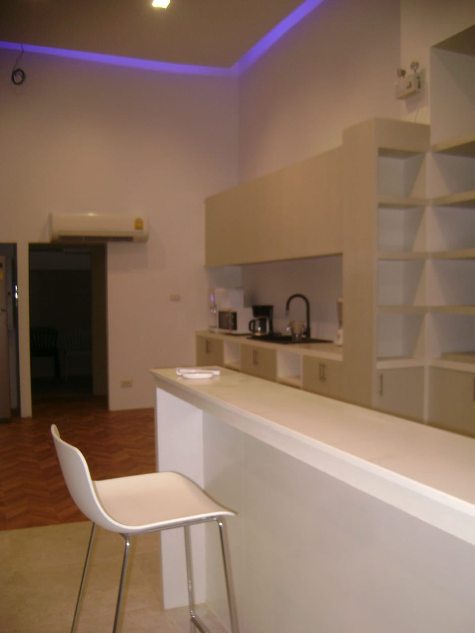Shared Dormitory, Kitchenette (Shared Bathroom) | In-room safe, soundproofing, iron/ironing board, free WiFi