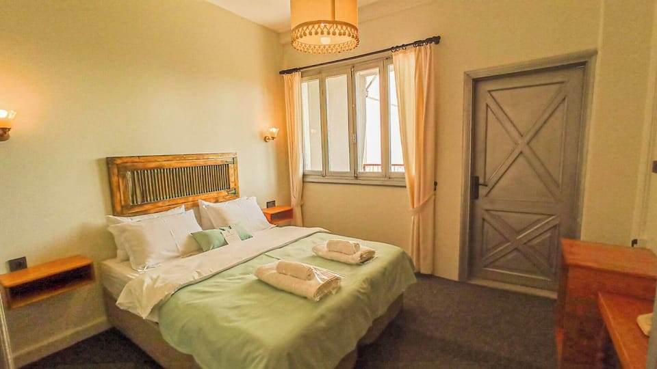 Room, 1 Bedroom, Accessible, Smoking | 1 bedroom