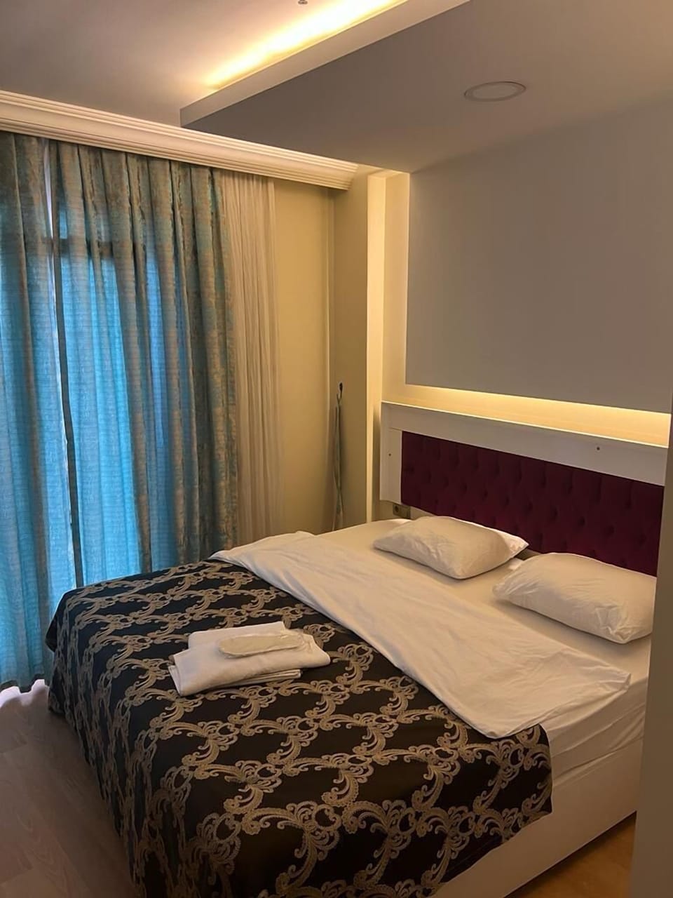 Minibar, in-room safe, desk, soundproofing
