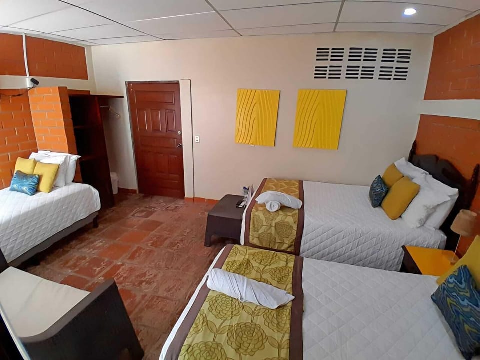 Comfort Room | WiFi (free)