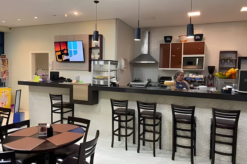 Apartment | Dining