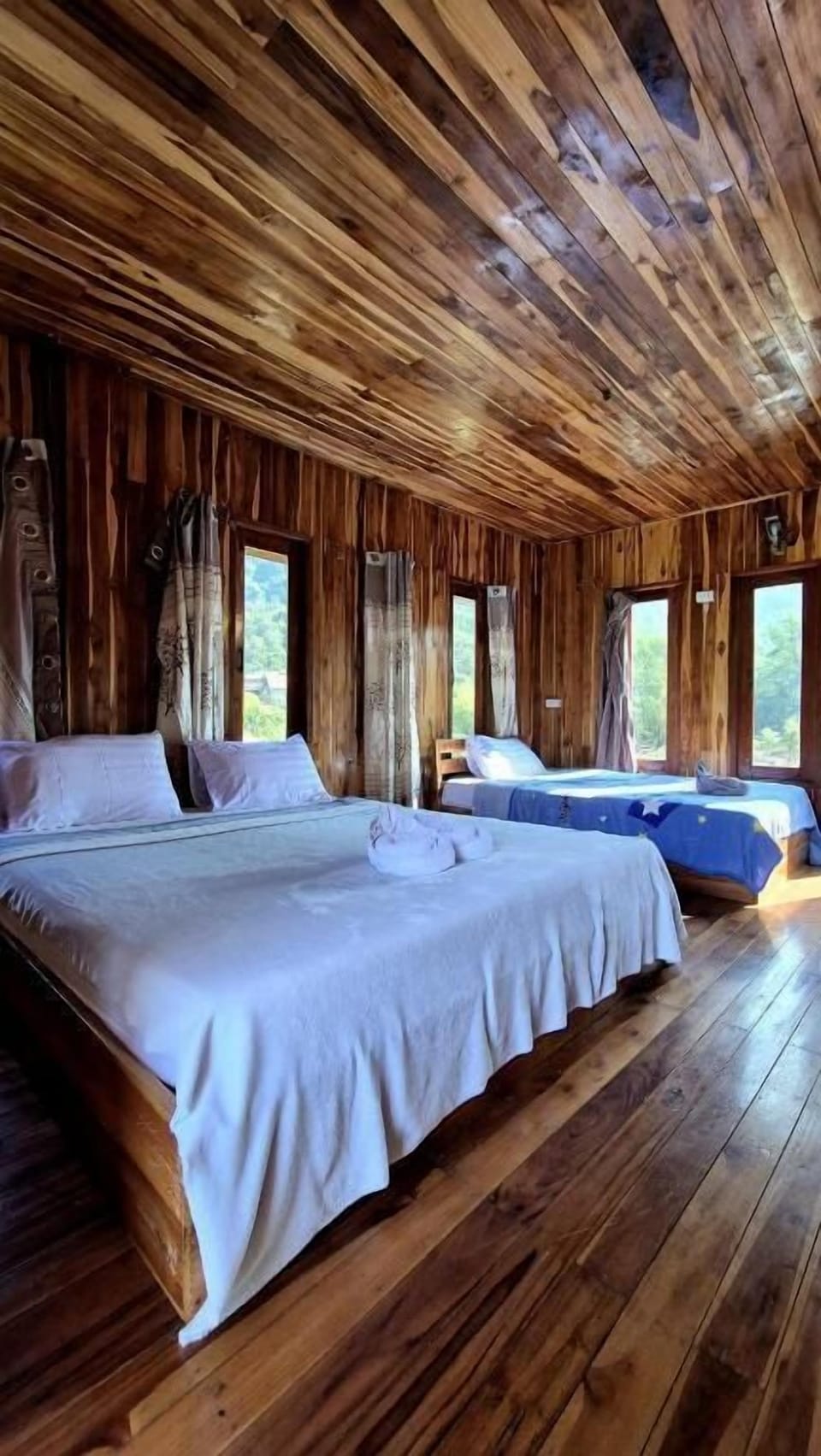 Triple Room, Balcony, River View | WiFi (free)