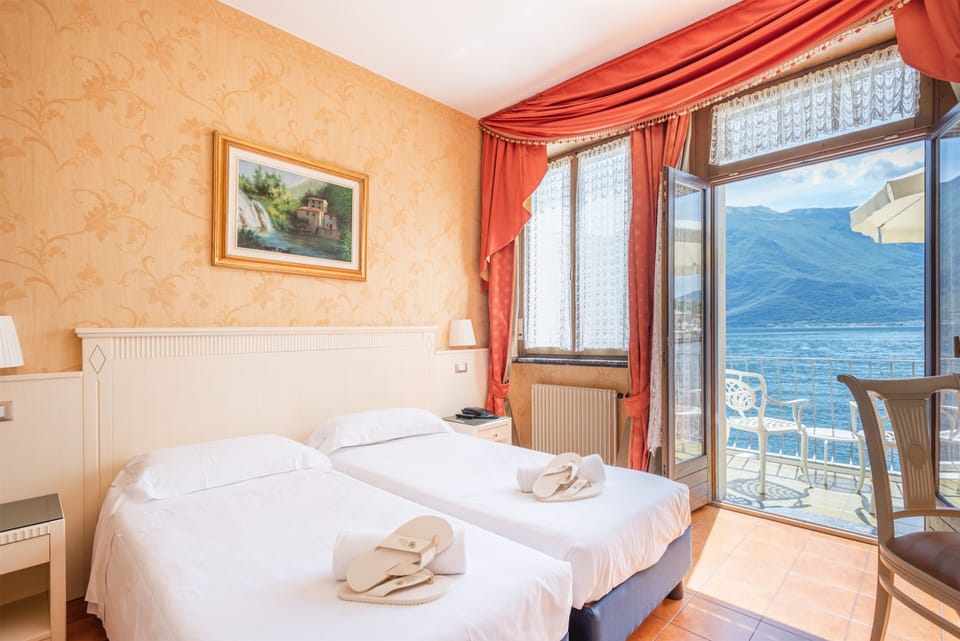 Double or Twin Room, Balcony, Lake View | Desk, free WiFi
