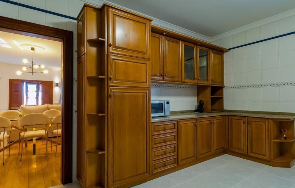 Apartment, Garden View | Private kitchen | Shared microwave