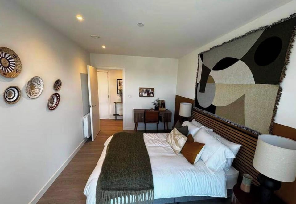 2 bedrooms, WiFi (free), bed sheets