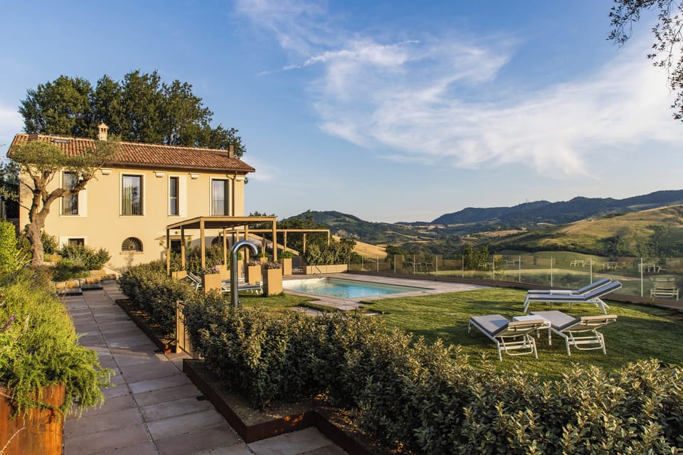 Seasonal outdoor pool, sun loungers