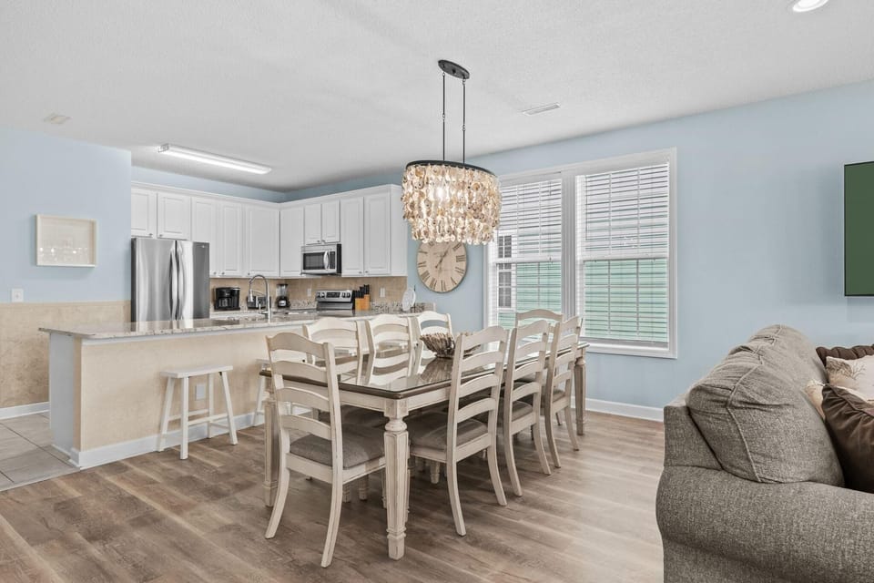 House, Multiple Beds (Barefoot Beach-Steps To Beach, Pool, ) | Interior
