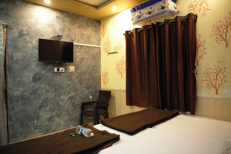Basic Double Room | WiFi (free)