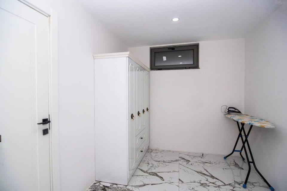 Villa, 3 Bedrooms, Smoking, Private Pool | Interior