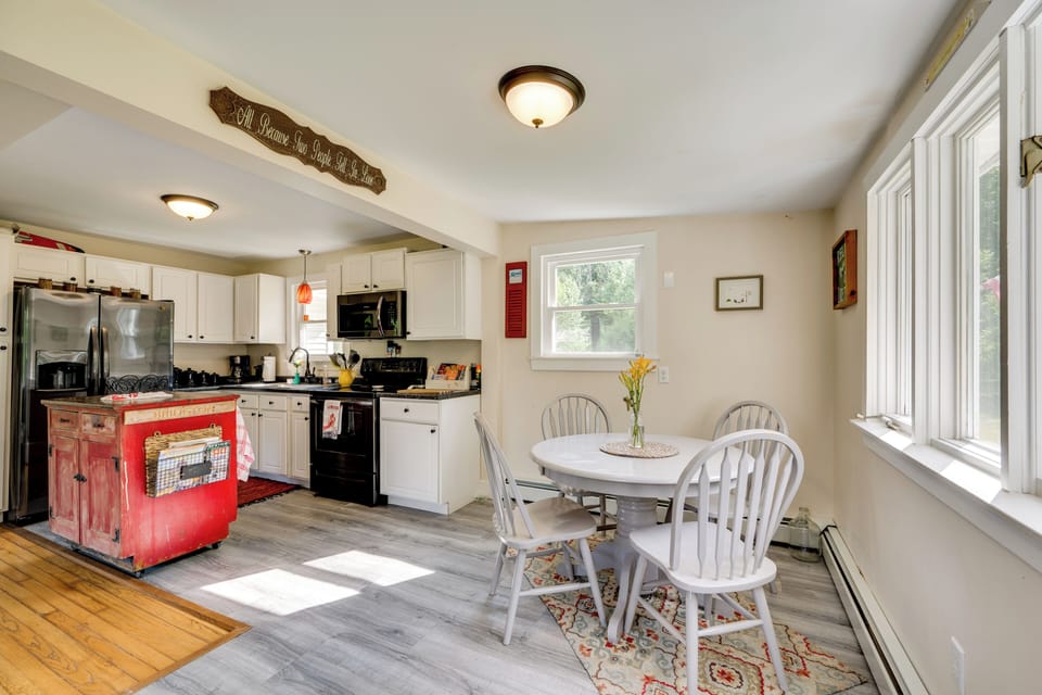 House (2 Bedrooms) | Interior