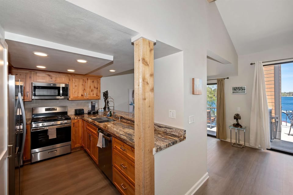 Condo, Multiple Beds (Village Lakefront Paradise) | Private kitchen