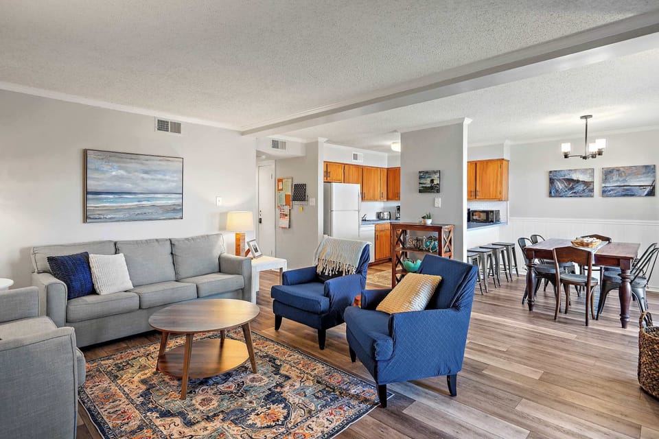 Condo, Multiple Beds (Bayscape at the Beach) | Living area