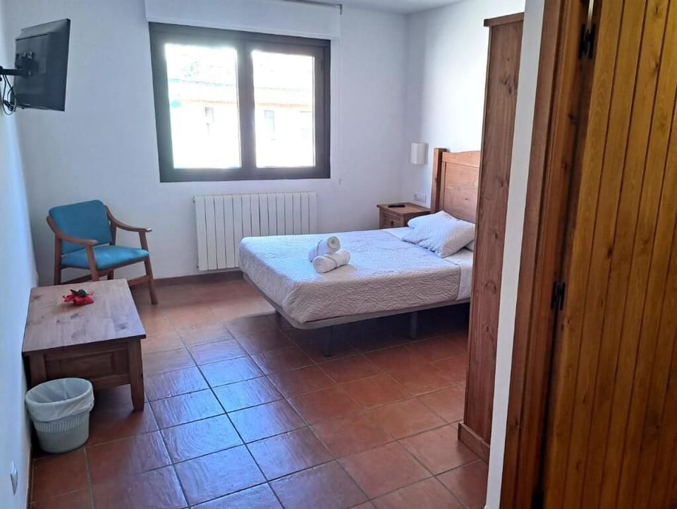 Standard Double Room, 1 Double Bed | Desk, laptop workspace, blackout drapes, iron/ironing board (on request)
