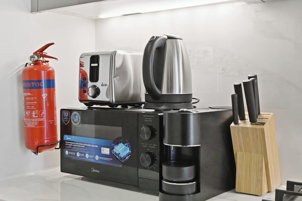 Apartment, Balcony | Microwave