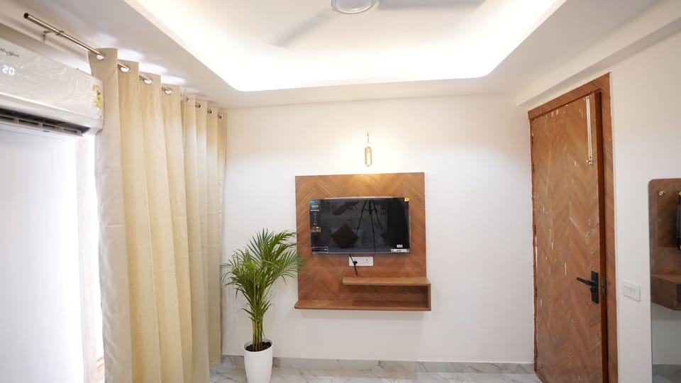 Luxury Shared Dormitory | Interior