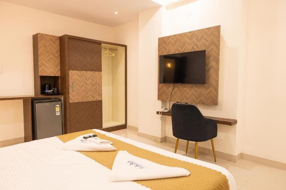 Deluxe Room, City View | WiFi (free)