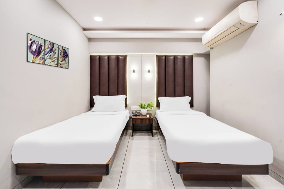 Desk, WiFi (free), bed sheets