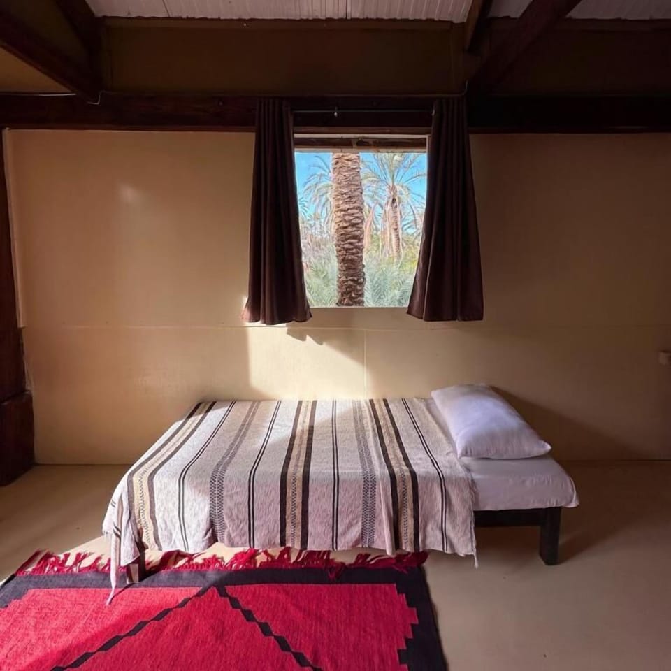 Family Room, Garden View | WiFi (free)