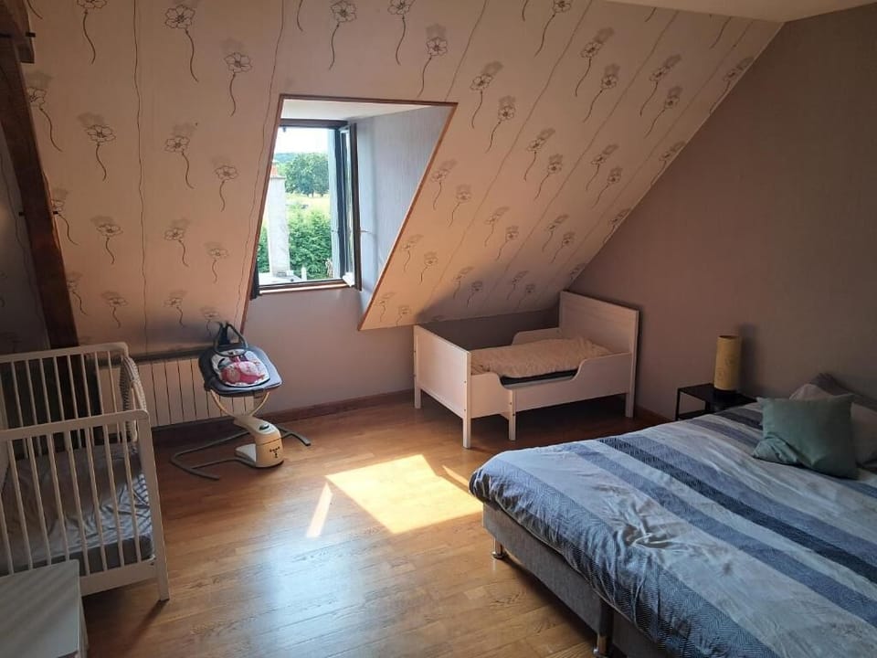 Family Room, Garden View