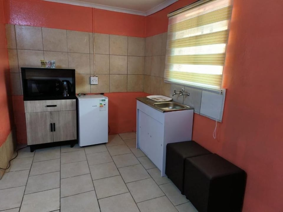 Room, 2 Bedrooms | Interior