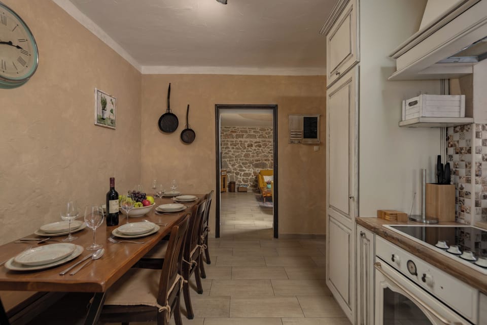 Family Villa, 4 Bedrooms, Microwave (Villa Dalmatia | Luxury Stone Villa) | Private kitchen