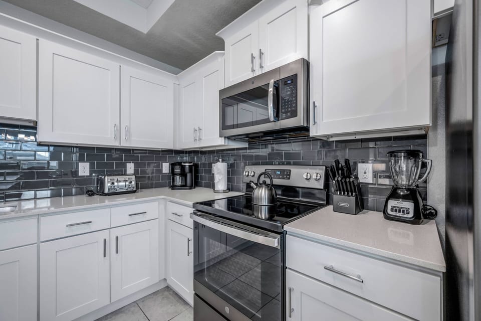 Microwave, oven, stovetop, dishwasher