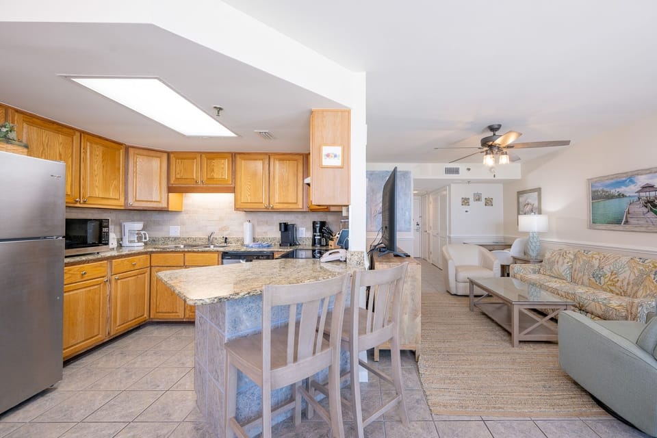 Condo, 1 Bedroom | Interior