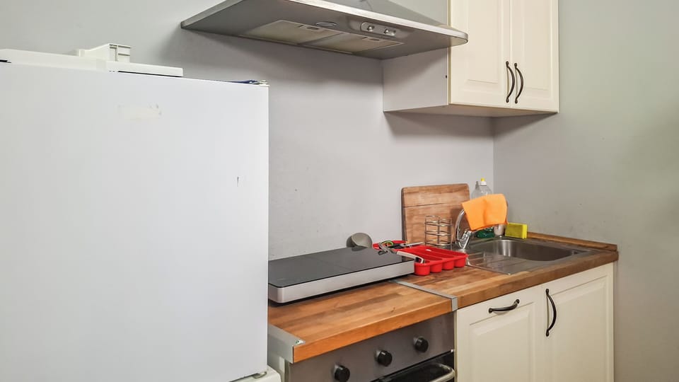 Condo, Multiple Beds | Private kitchen