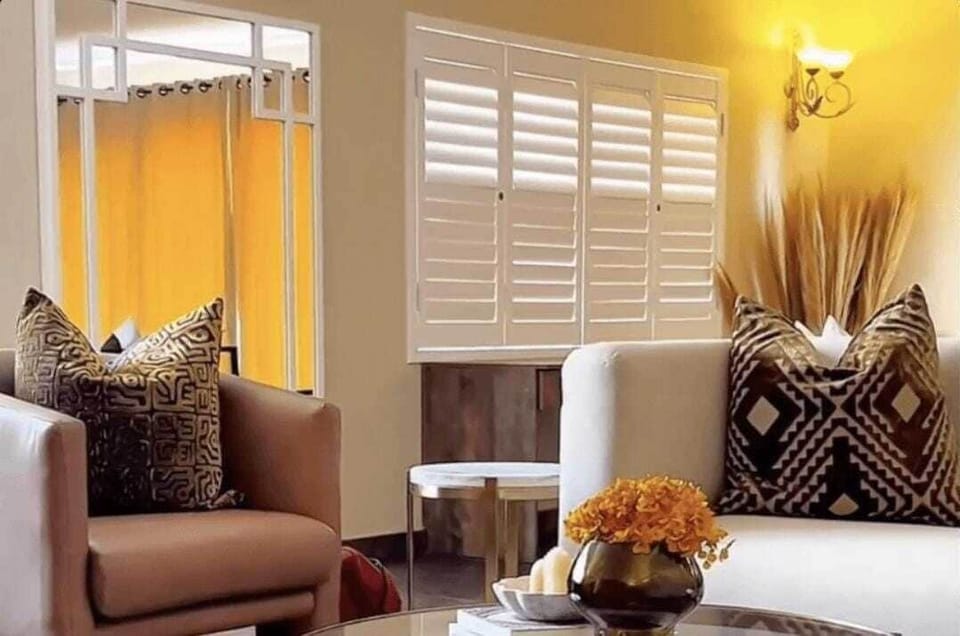 Luxury Suite, Garden View | Living area