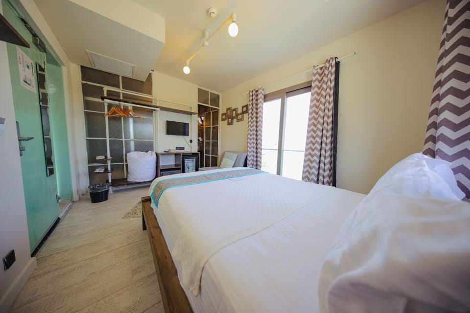 Standard Room | Frette Italian sheets, premium bedding, minibar, in-room safe