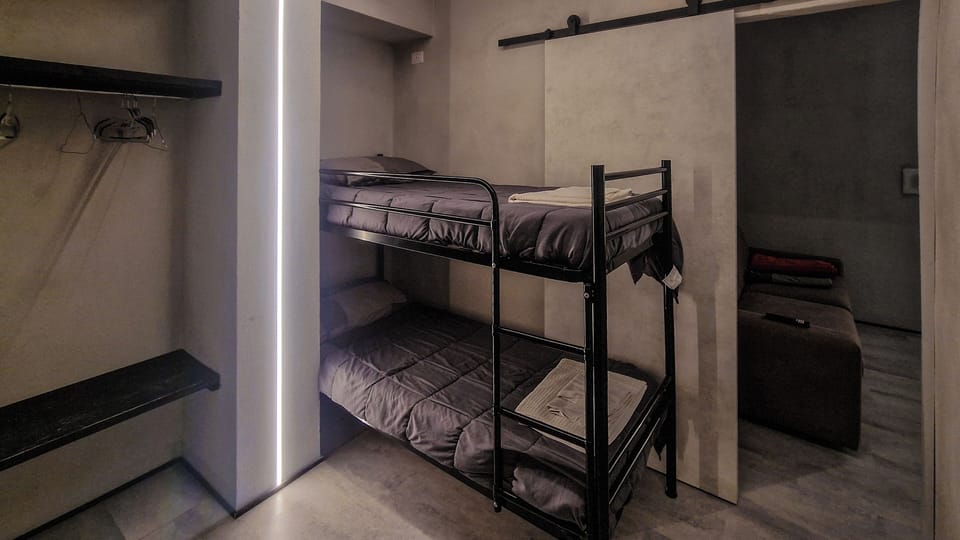 Condo | Iron/ironing board