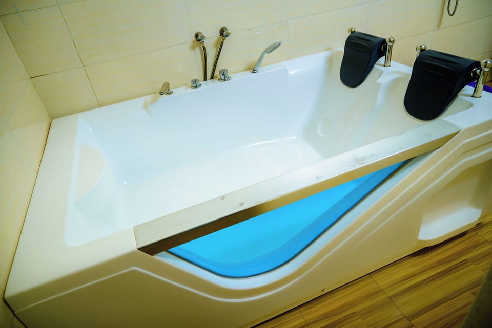 Double Room, City View | Bathroom | Slippers