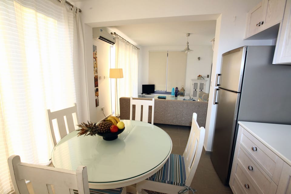 Luxury Villa, 3 Bedrooms, Private Pool | In-room dining