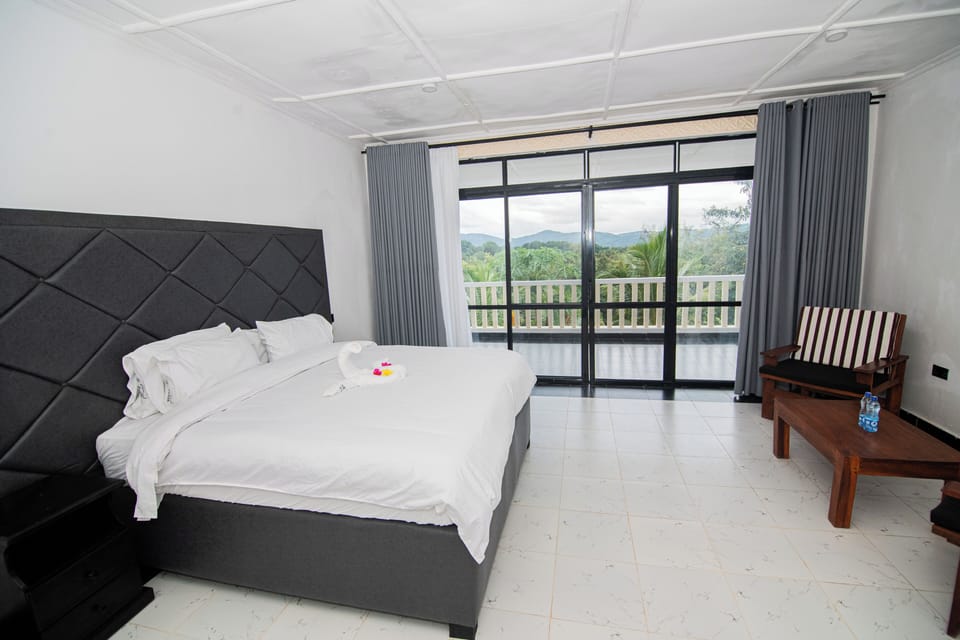 Cottage, Balcony, Mountain View | Desk, laptop workspace, WiFi (free)