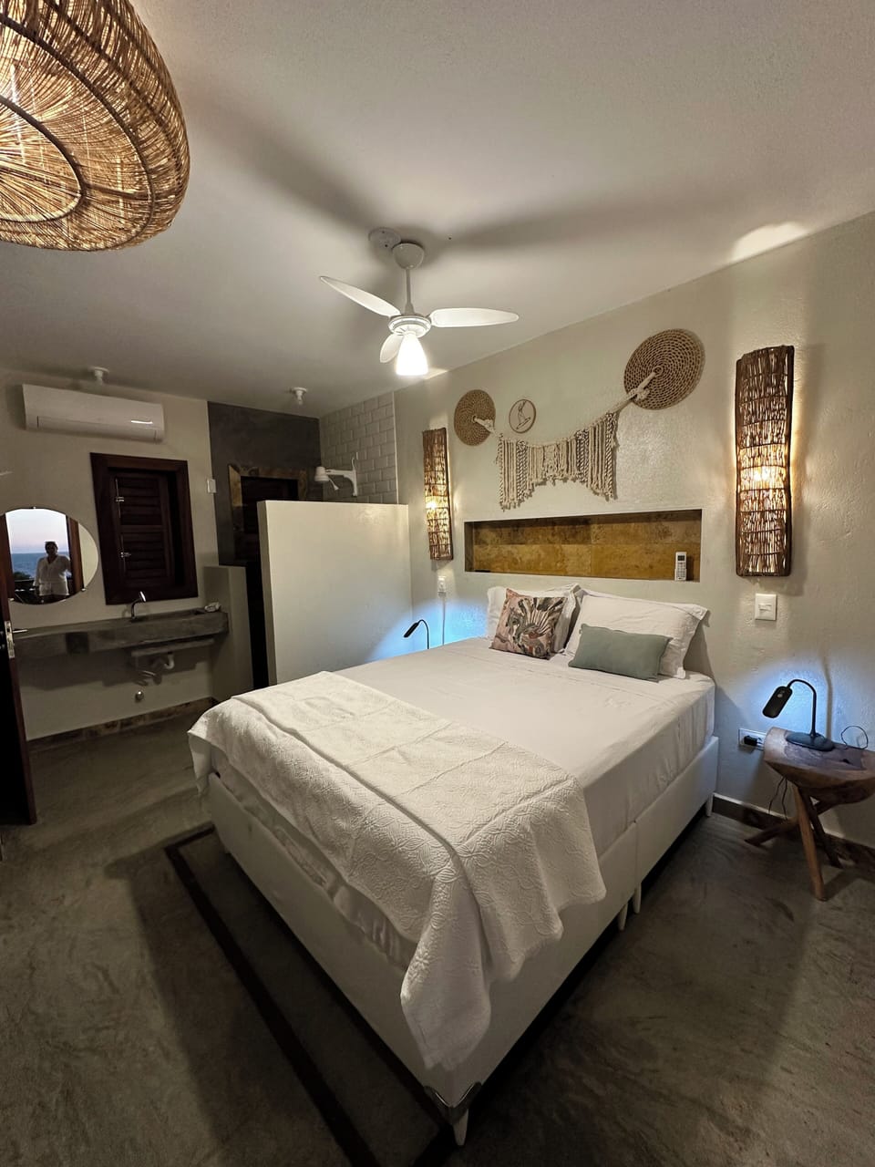 Deluxe Room, Sea View | In-room safe, desk, laptop workspace, blackout drapes