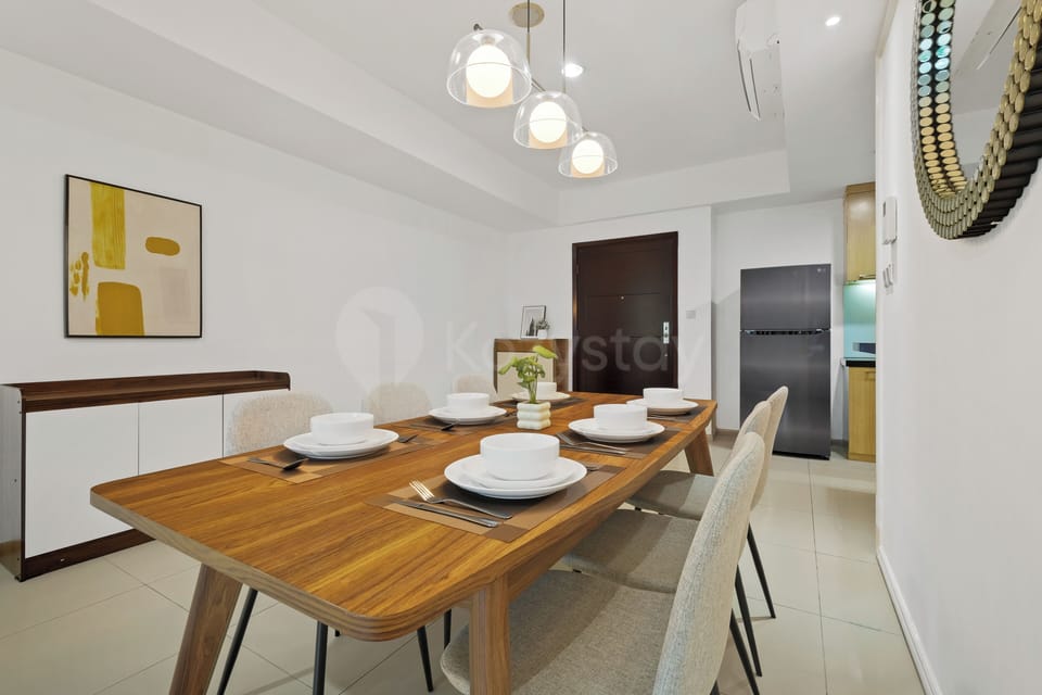 Apartment, 3 Bedrooms, City View | Dining room