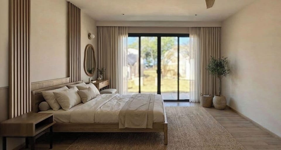Deluxe Double or Twin Room, Garden View | In-room safe, WiFi (free), bed sheets