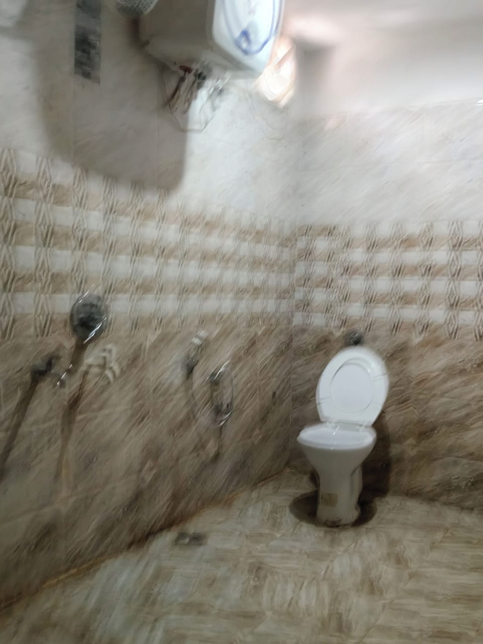 Deluxe Room, Balcony | Bathroom | Free toiletries, hair dryer (on request), towels, soap
