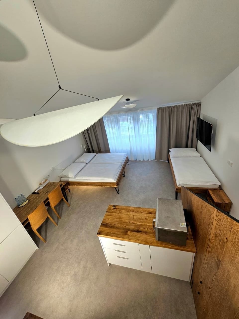 Double Room (No 11) | WiFi (free), individually decorated, bed sheets