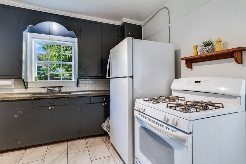 House | 3 bedrooms, high-speed internet