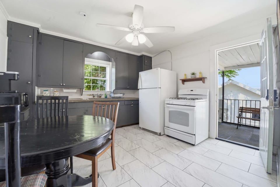 House | 1 bedroom, high-speed internet