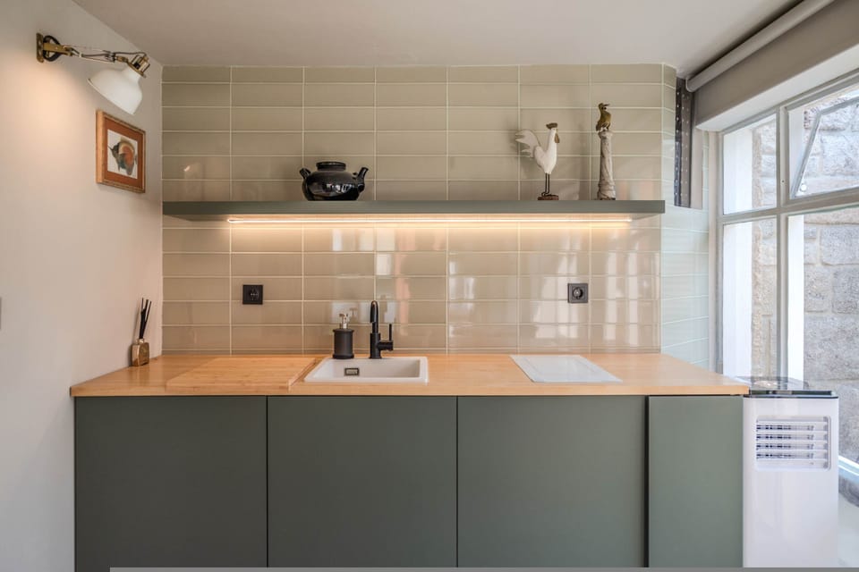 House | 4 bedrooms, high-speed internet