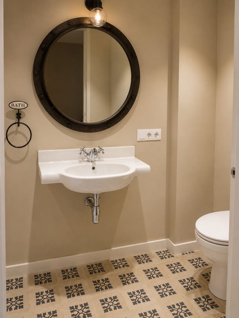 Classic Studio | Bathroom
